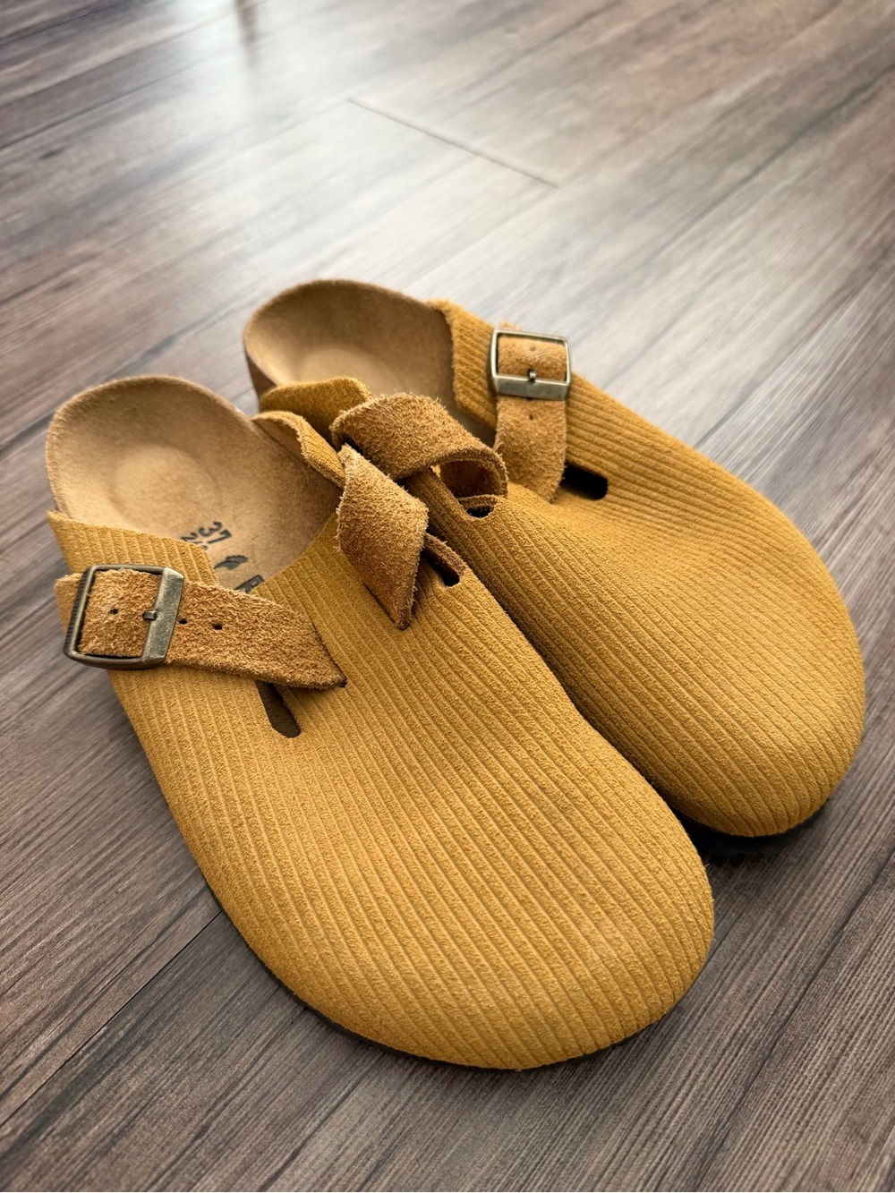 Birkenstock Boston Suede Embossed
Corduroy Clog